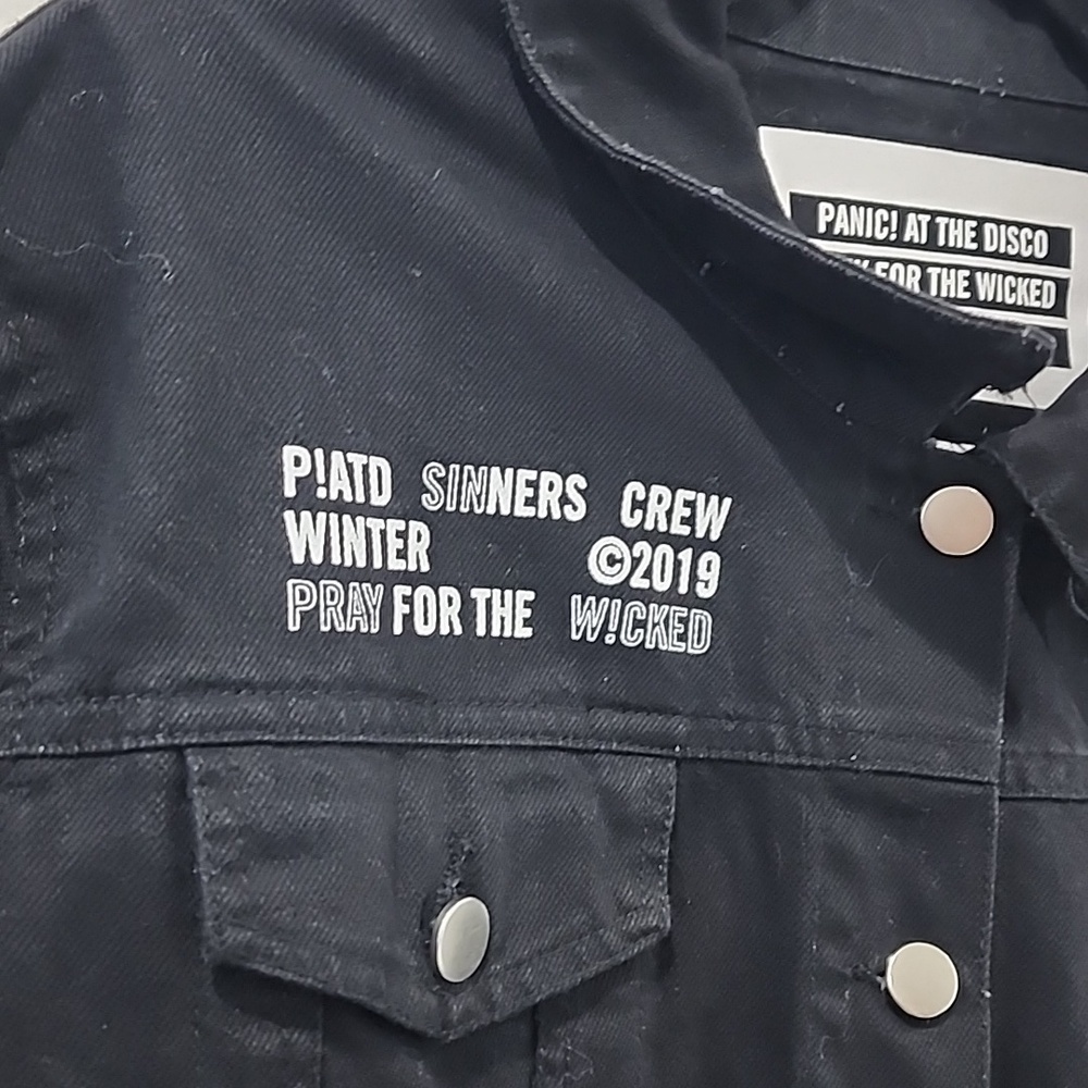 Panic! At The Disco Winter 2019 Pray For The Wicked Tour Jacket - Picture 5 of 12